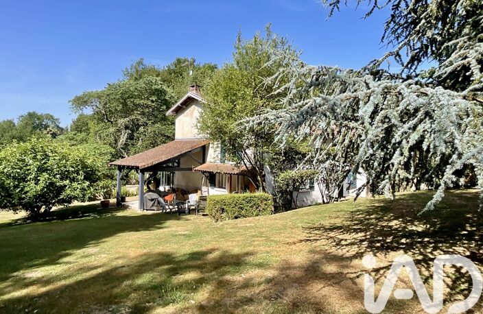 Vente Maison/villa 10 pièces — photo 2