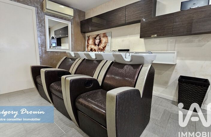 Vente Boutique/Local commercial 99 m&sup2; — photo 4
