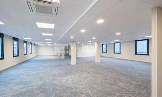 Bureau  305 m² à louer à Lyon 3 (69003)