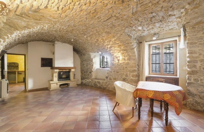 Maison en pierre — photo 5
