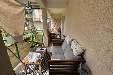 Appartement 3 pièces 843 €