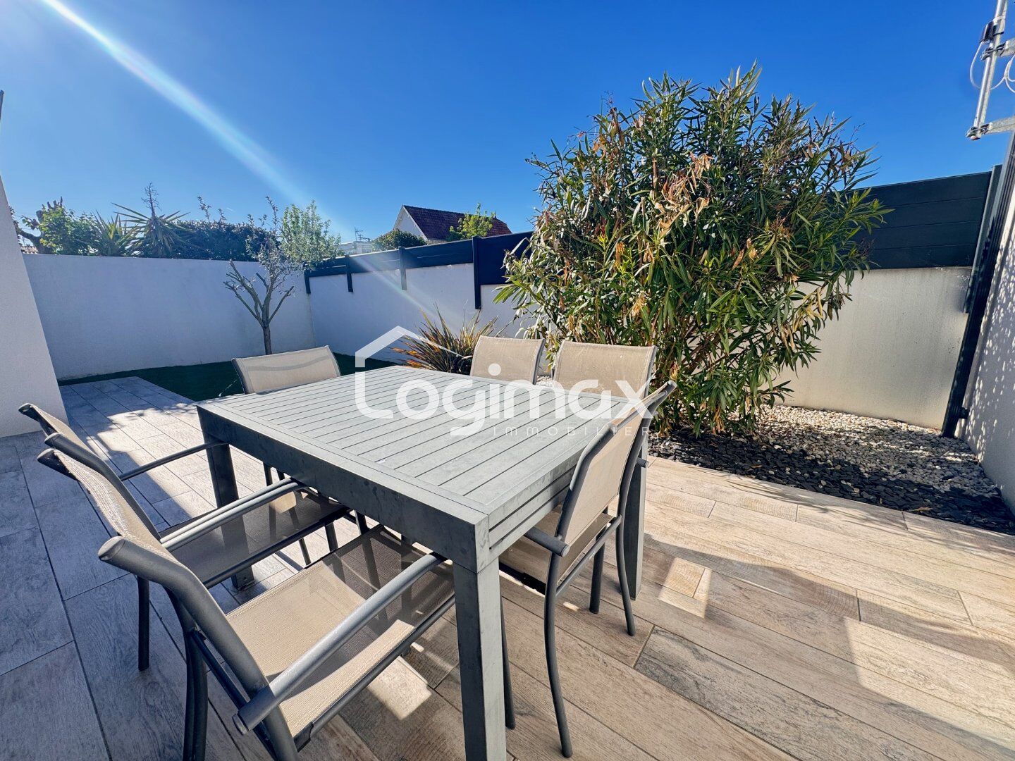 Villa / Maison  T4 à vendre Rochelle (La) 17000