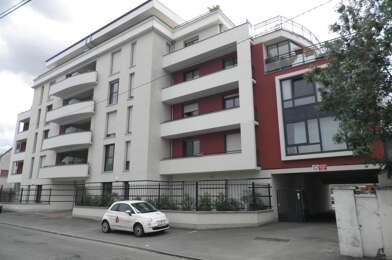 Appartement 3 pièces 813 €