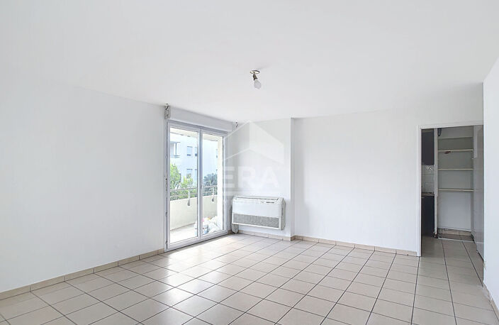 A VENDRE MARSEILLE 13014 ST BARTHELEMY APPARTEMENT T3 PARKING TERRASSE PISCINE — photo 3