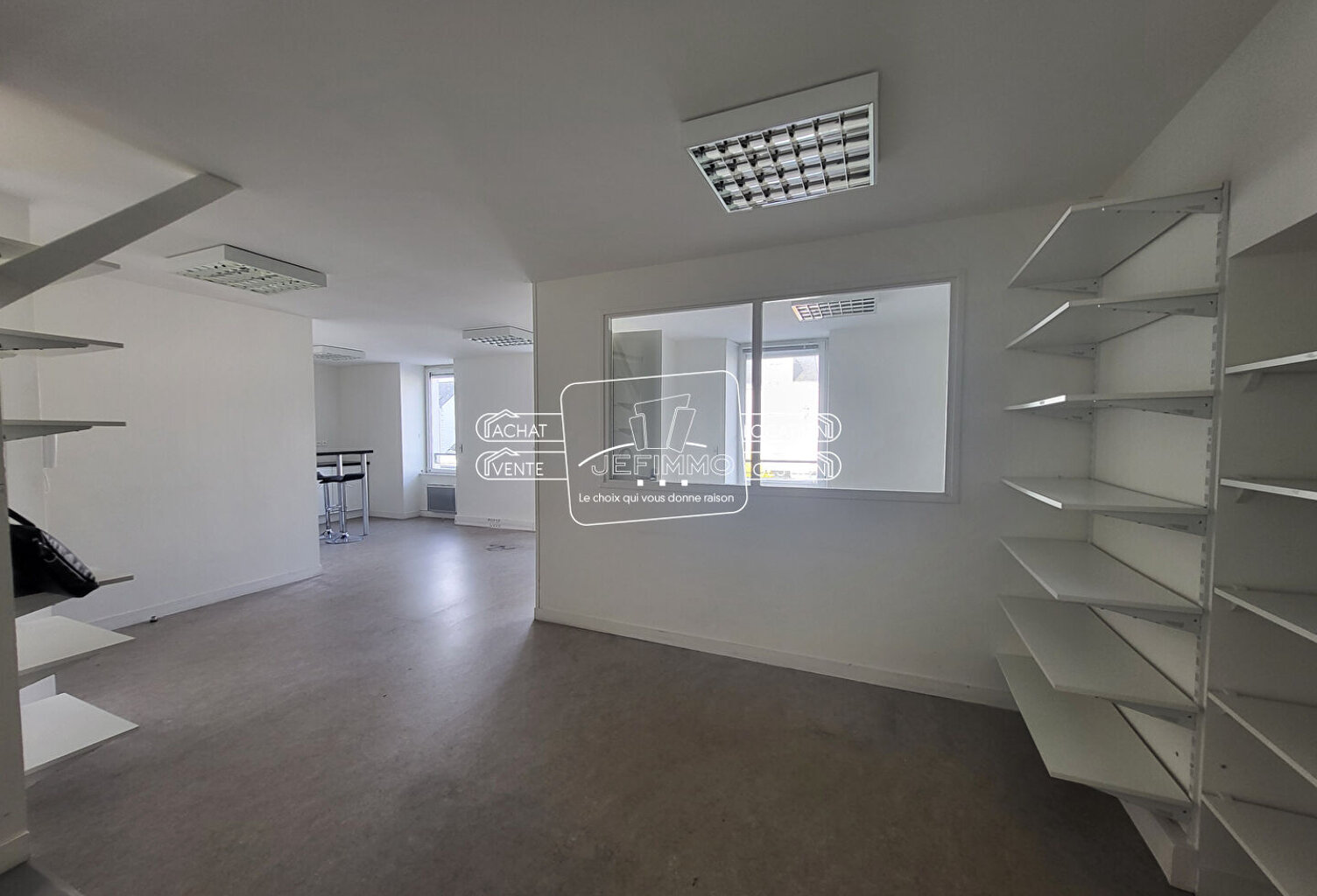 Bureaux Carquefou 93.88 m2 — photo 1