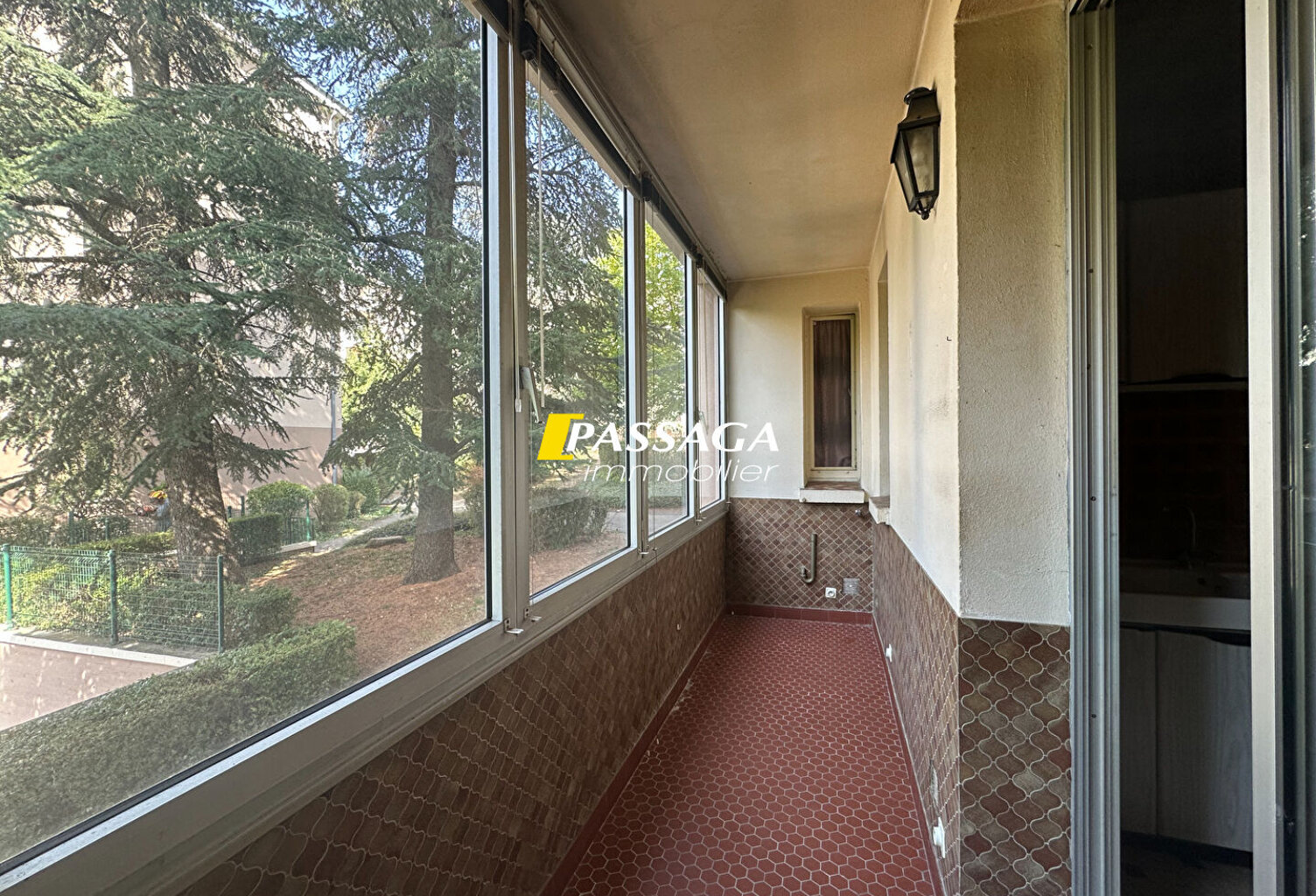 A VENDRE - Appartement de type 3/4 avec garage et cave - RODEZ — photo 1