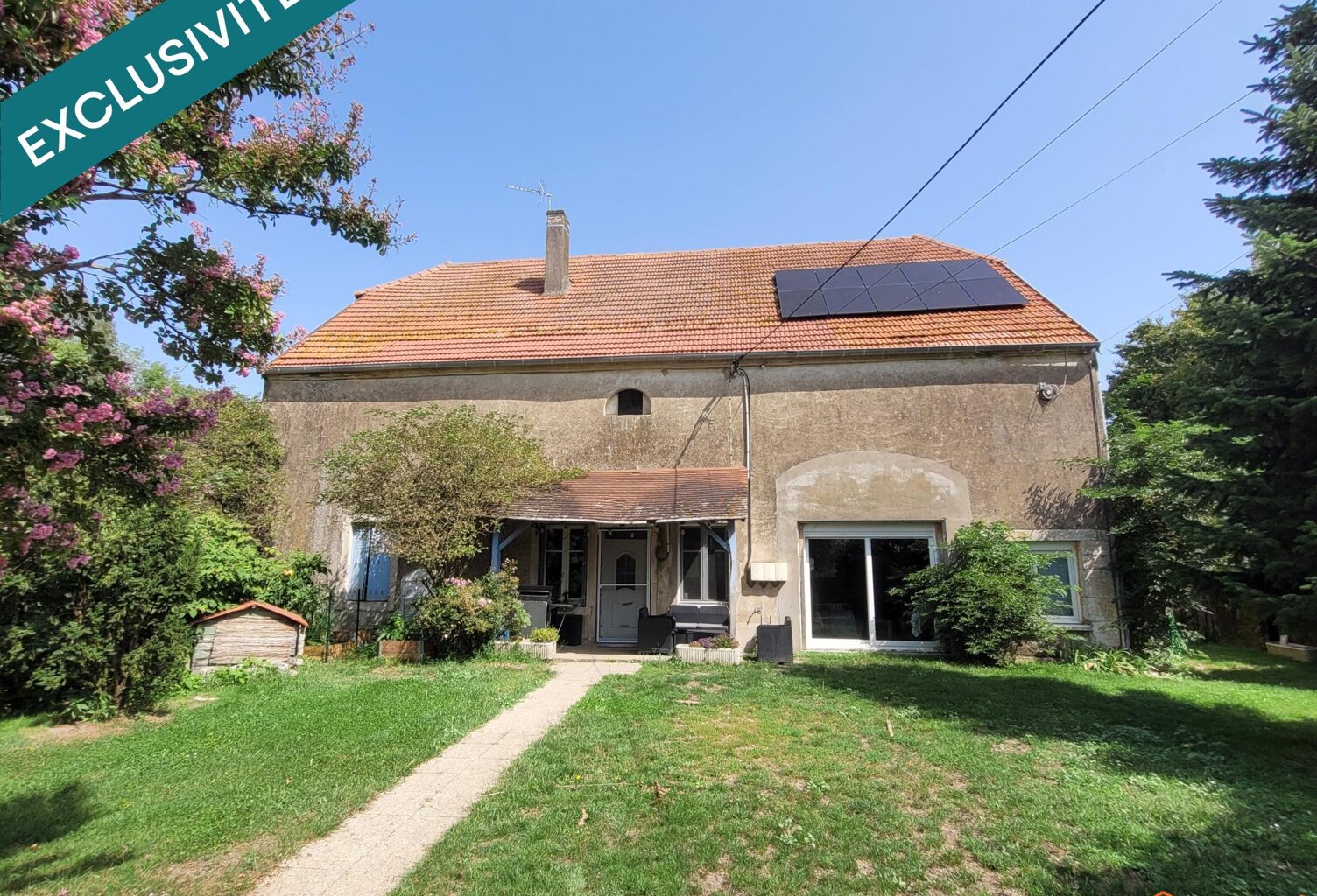 belle maison en pierre rénovée — photo 1