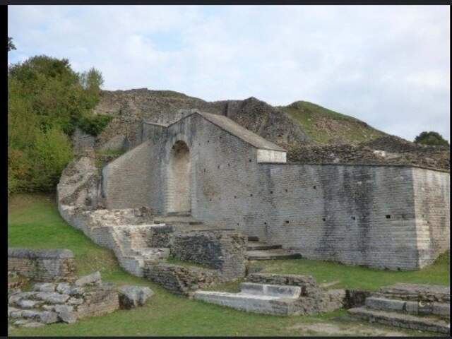 terrain construcible MANDEURE — photo du bien