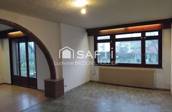 Espace commercial et logement familial. — photo 5