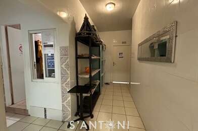 Commerce 10 pièces 96000 €