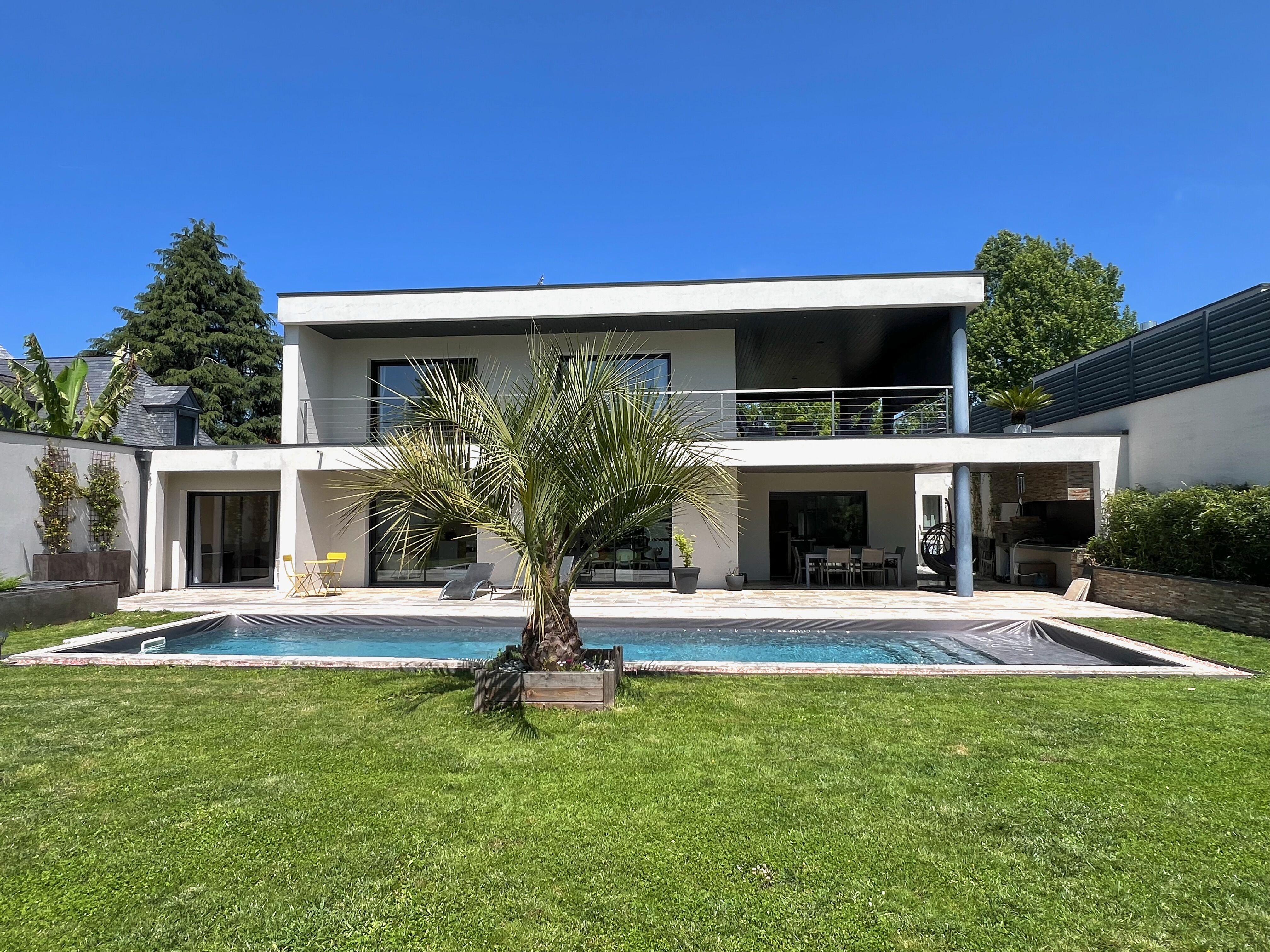 Villa / Maison  T7 à vendre Idron 64320