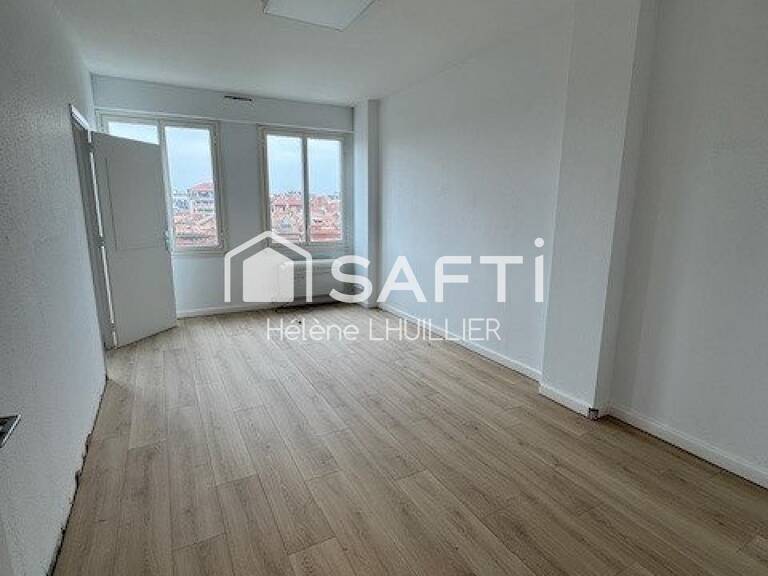 Bureaux de 45.68m² au 5eme etage - Toulouse Allée Jean Jaures — photo 1
