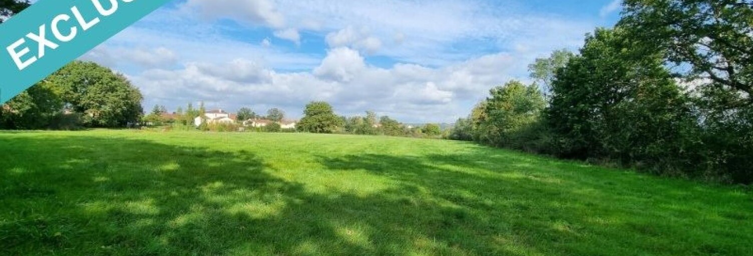 Terrain  3970 m² à vendre à Marcenat (03260)