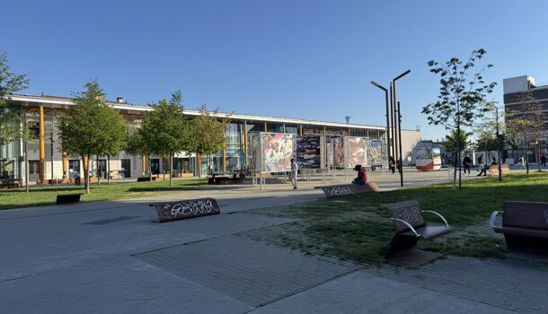 Local commercial 2 pièces  à louer Annemasse 74100