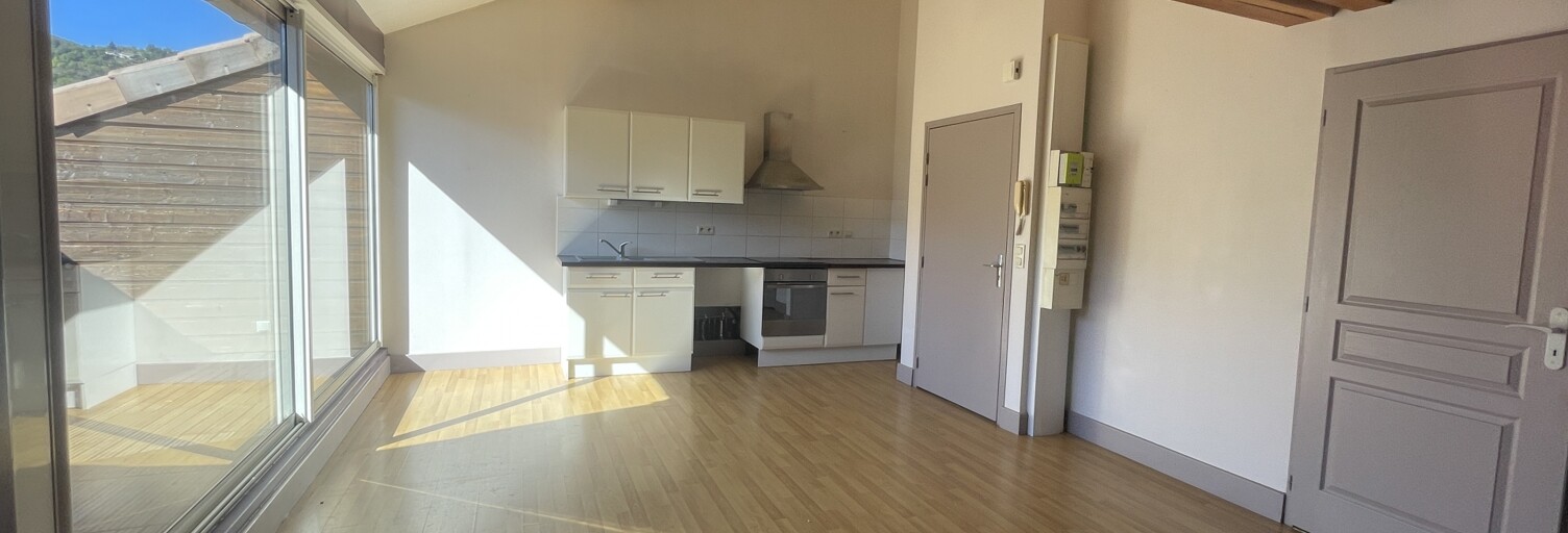 Appartement 5 Pièces 62 m² à vendre à Vals-les-Bains (07600)