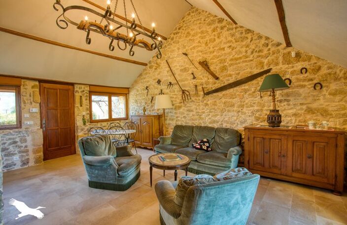 Maison en pierre de 7 pièces principales — photo 5