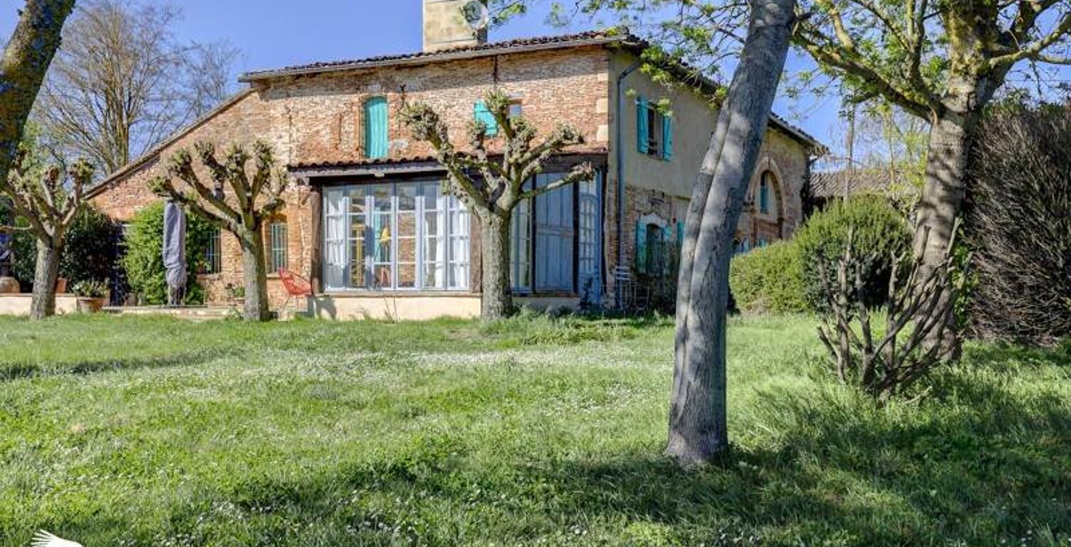 Villa de 7 pièces principales — photo 1