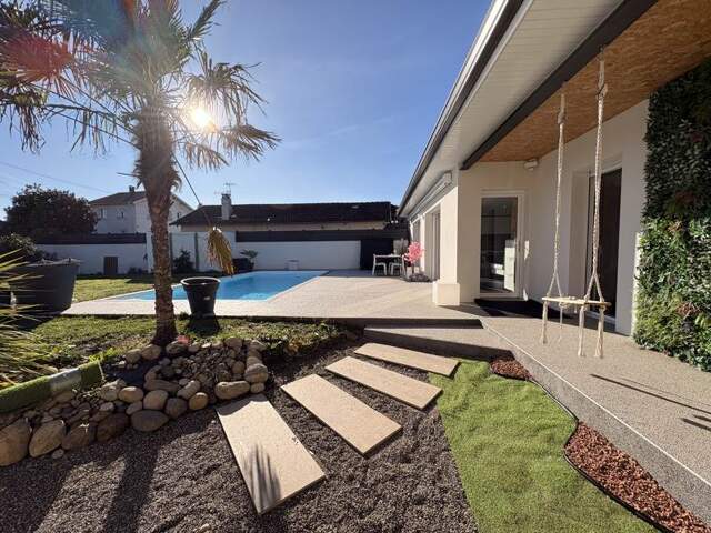 Villa de 6 pièces principales — photo du bien