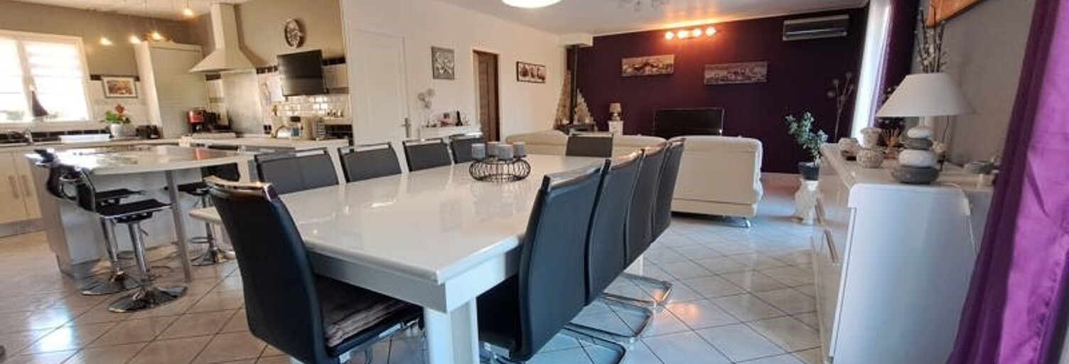 Maison 5 Pièces 136 m² à vendre à Vornay (18130)