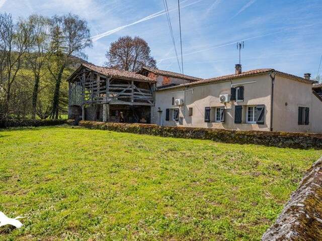 Ferme (tte) de 5 pièces principales — photo du bien