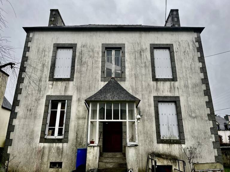 Maison en pierre de 6 pièces principales — photo 1