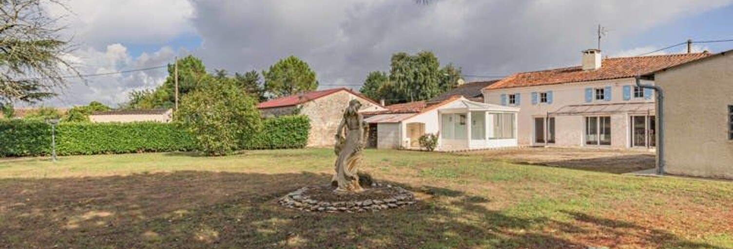 Maison 7 Pièces 235 m² à vendre à Saint-Sulpice-d'Arnoult (17250)