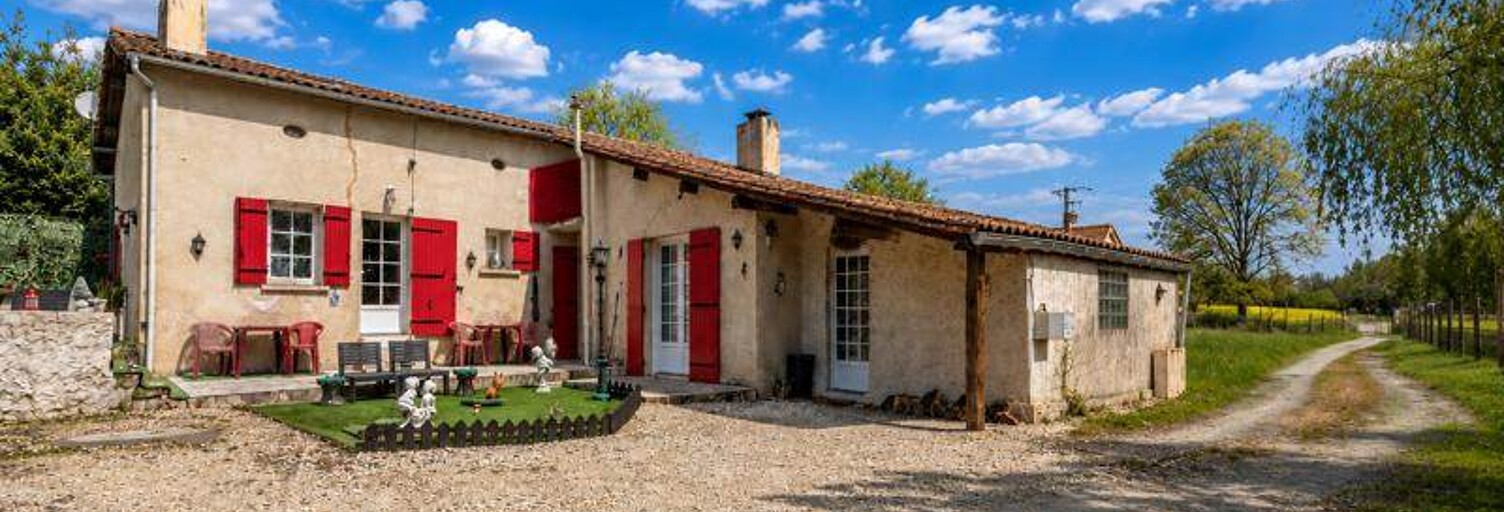 Maison 4 Pièces 127 m² à vendre à Saint-Aigulin (17360)