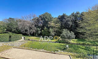 Maison 8 Pièces 230 m² à vendre à Grasse (06130)