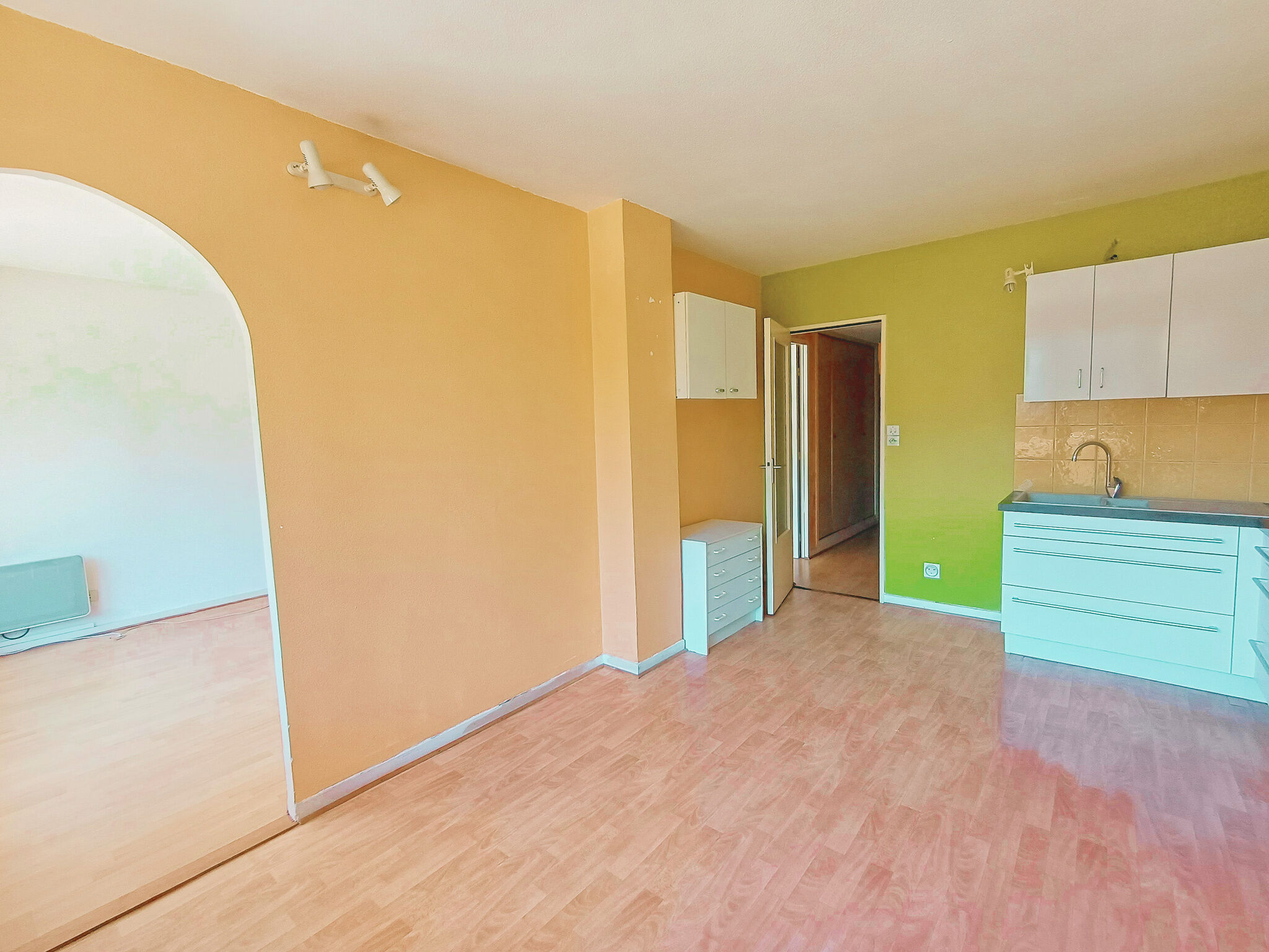 Appartement 1 pièces  à vendre Aubenas 07200