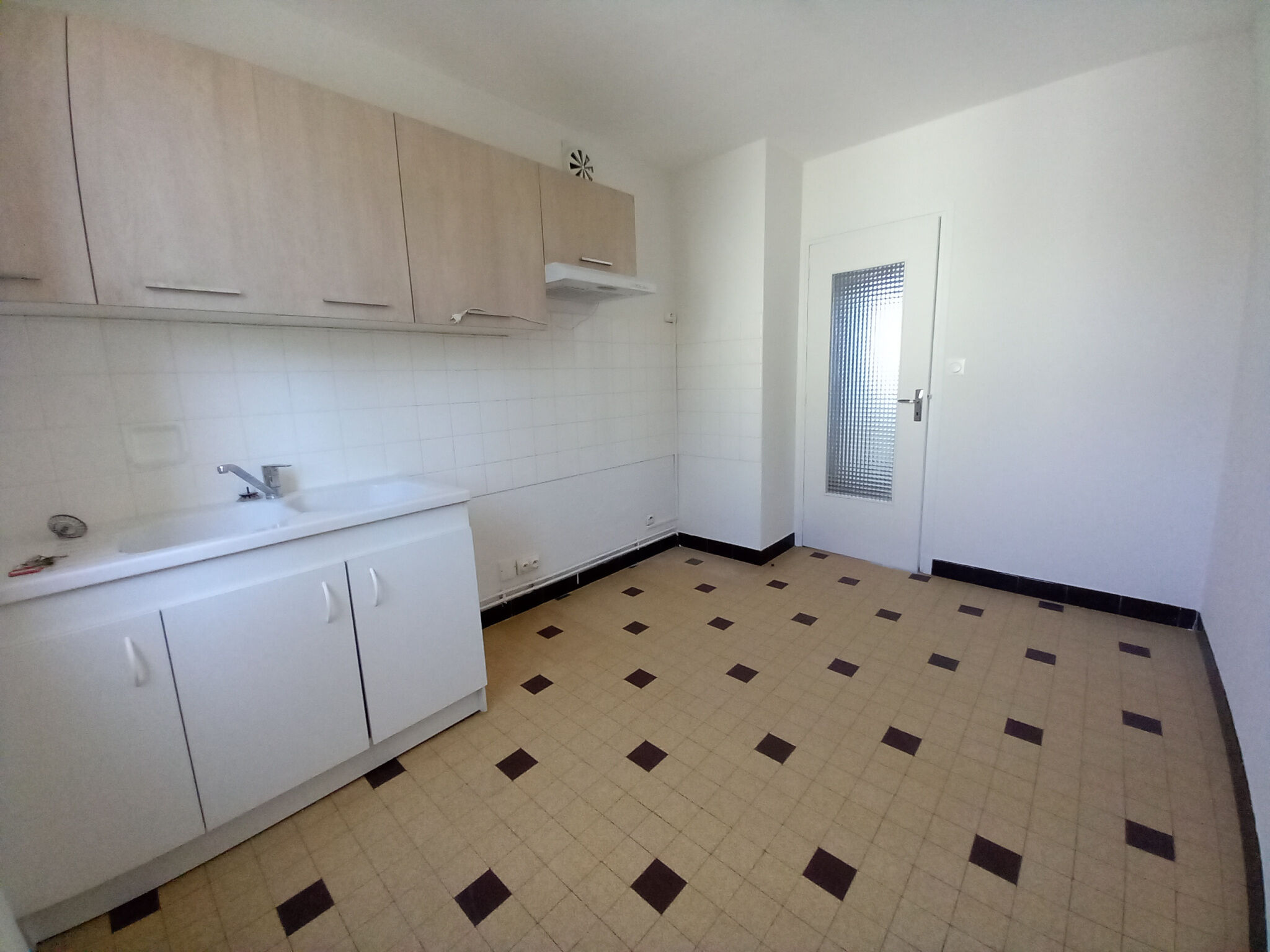 Appartement  T4 à louer Aubenas 07200