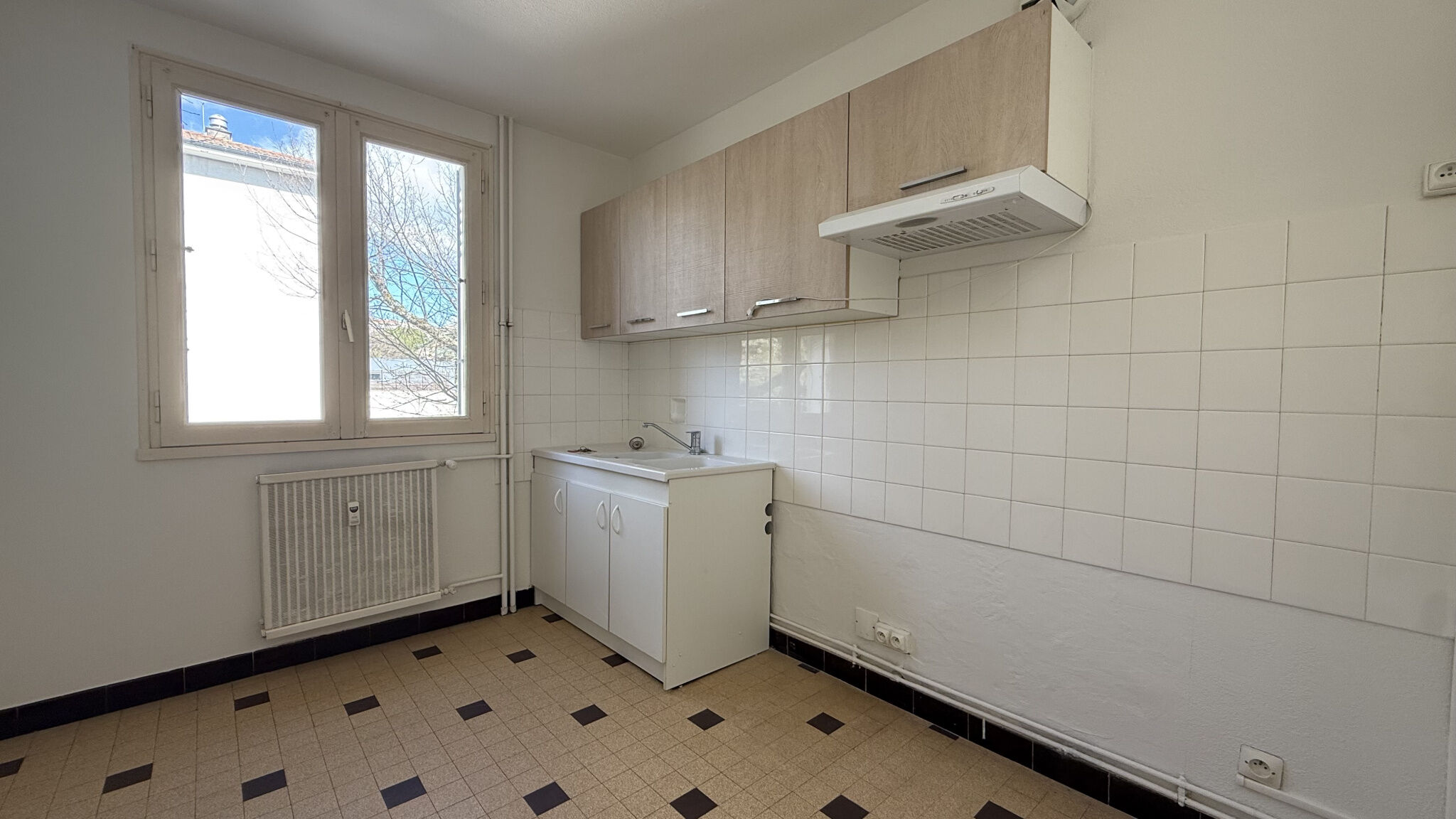 Appartement  T4 à louer Aubenas 07200