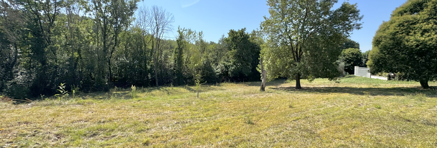 Terrain  2353 m² à vendre à Saint-Étienne-de-l'Olm (30360)