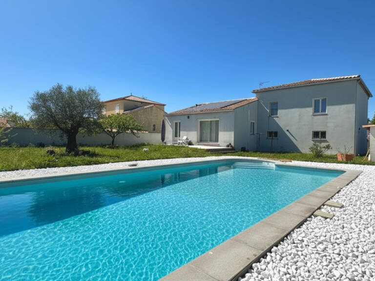 Maison familiale avec piscine et grand garage — photo 1