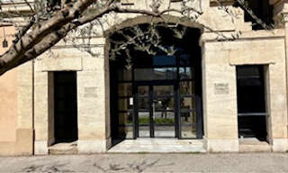 Divers  100 m² à vendre à Alès (30100)