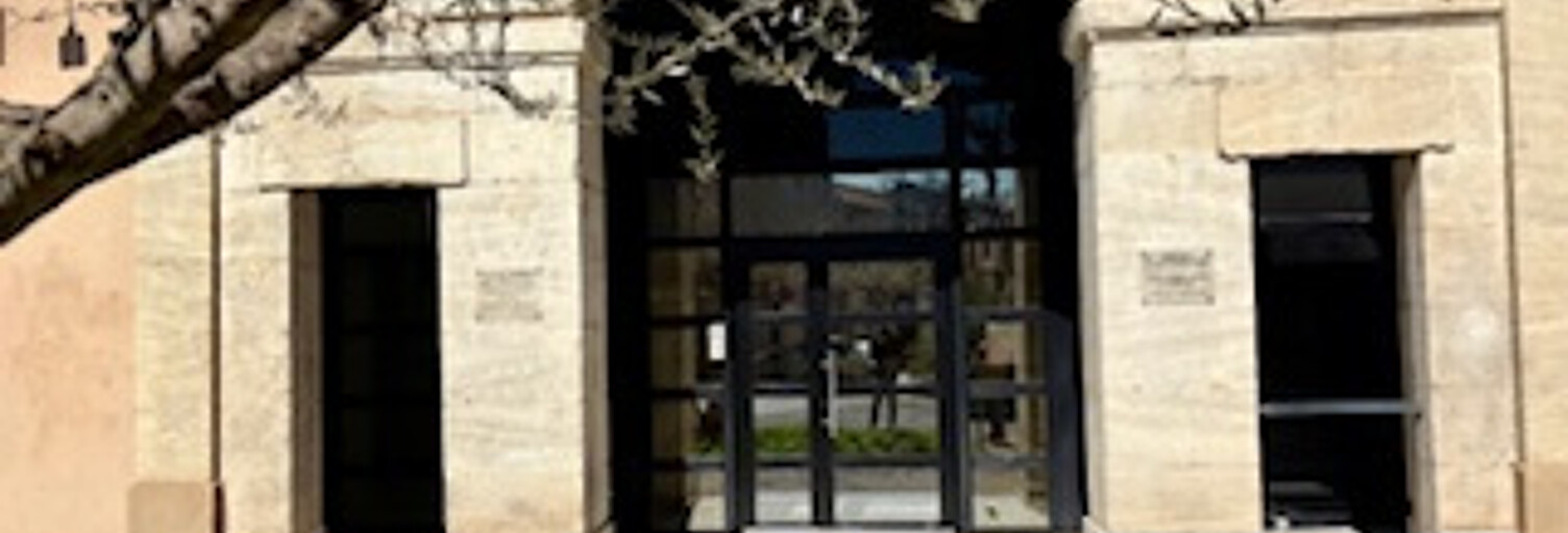 Divers  100 m² à vendre à Alès (30100)