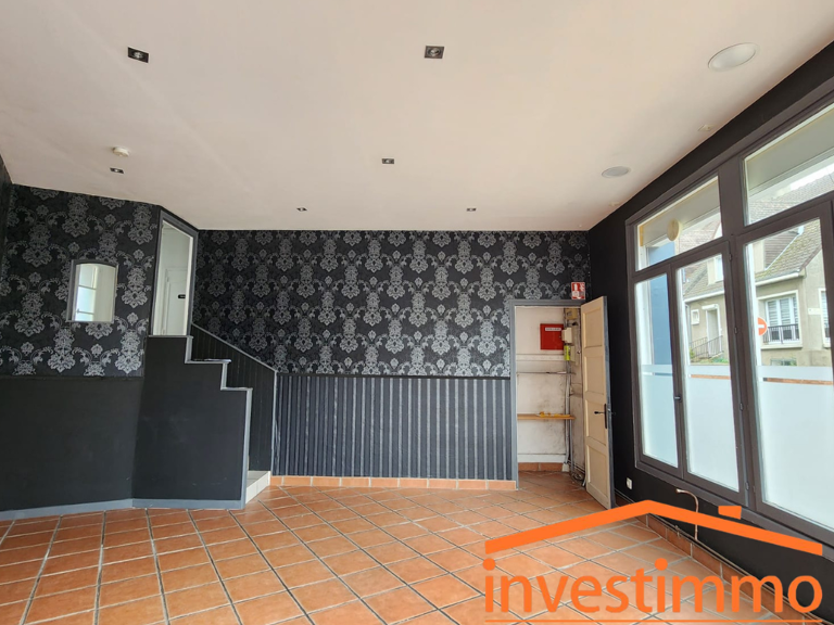Local commercial 75m2 LE PORTEL — photo 1