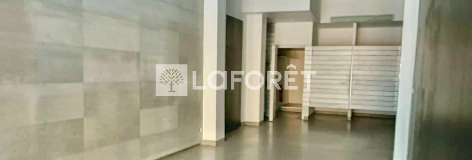 Commerce   m² à louer à Valenciennes (59300)