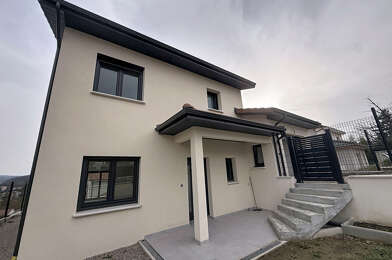Maison 4 pièces 1550 €