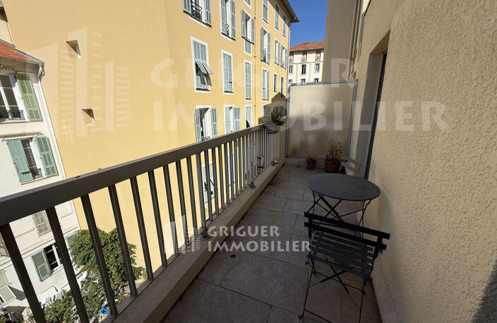 vente studio 28 ,10 m2 + terrasse Nice Gambetta / Parc Impérial — photo 2