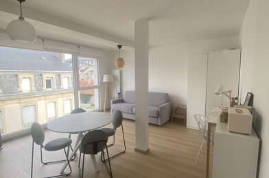 Appartement 1 pièces 687 €