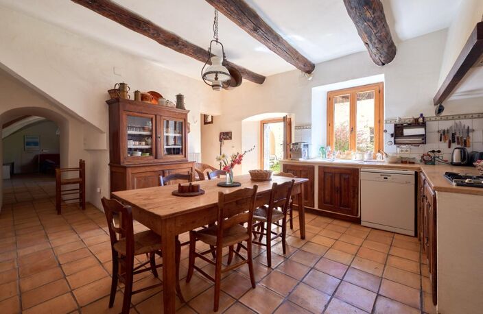 Haute Provence – Exclusivité : Authentique ferme de caractère avec plus de 1 000 m² de bâti sur 5 hectares — photo 5