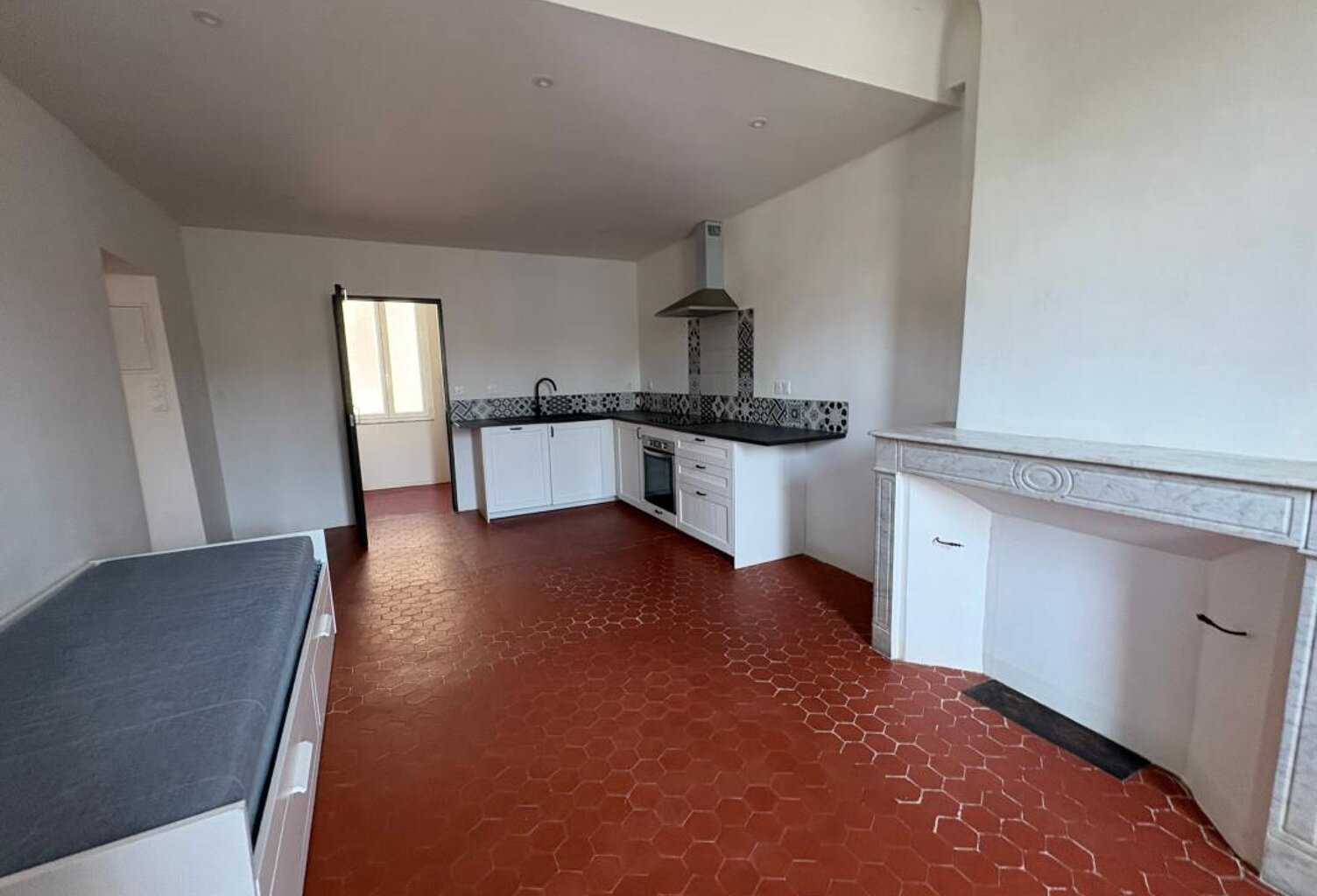 Appartement T3 à louer - RIEZ — photo 1