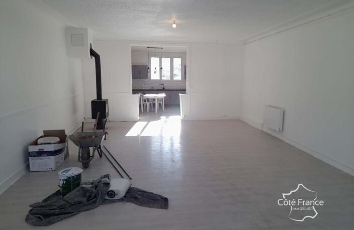 PLEIN CENTRE DE LA CAPELLE — photo 3