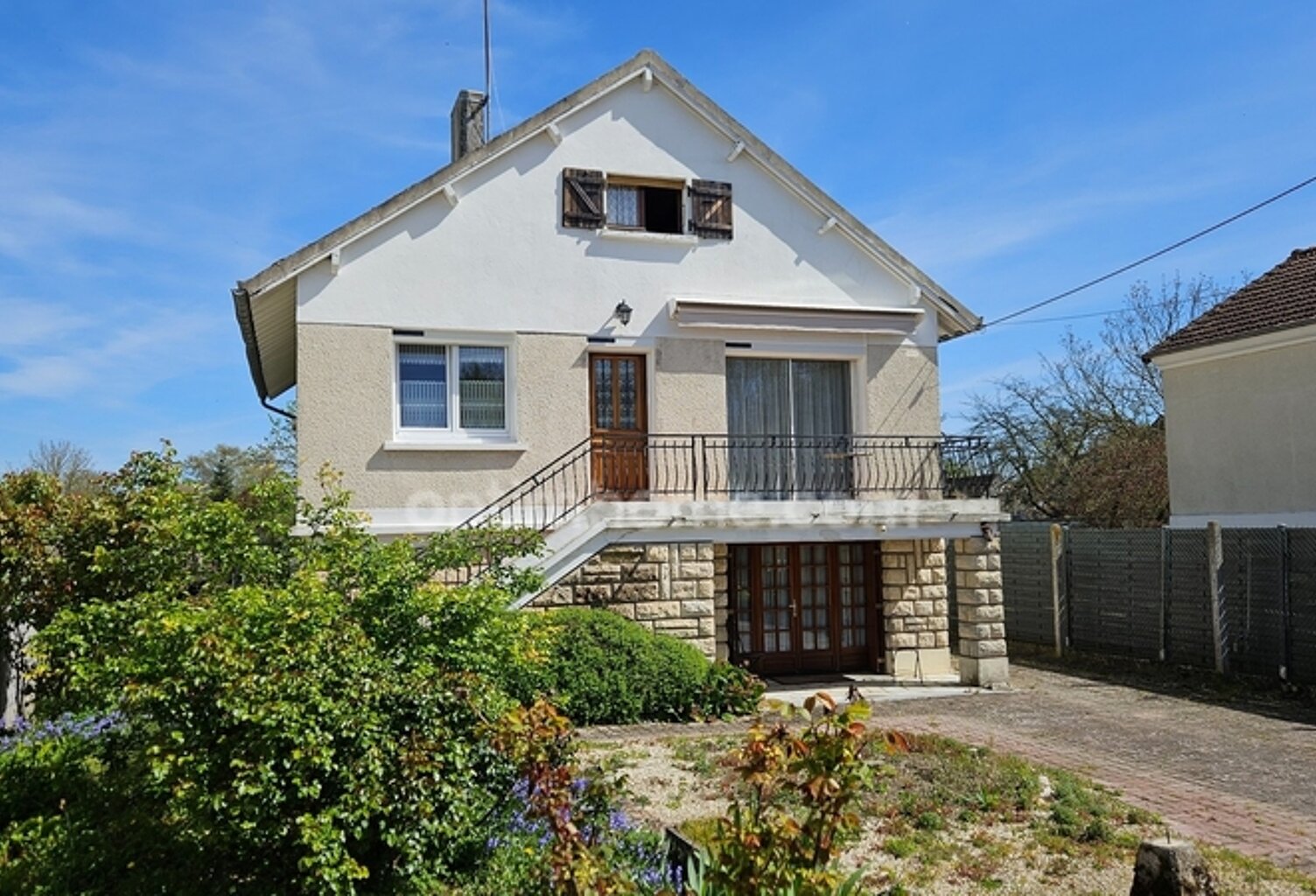 Maison à vendre ou maison avec appartement proche de DONNEMARIE DONTILLY (77) — photo 1