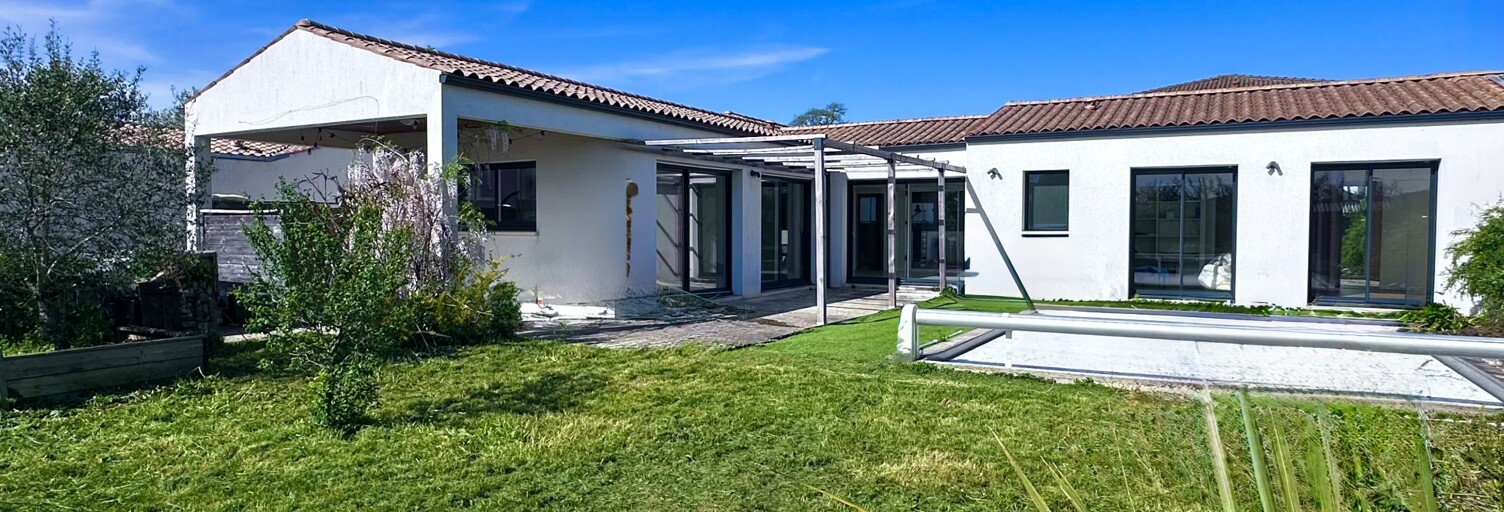 Maison 5 Pièces 135 m² à vendre à Montroy (17220)