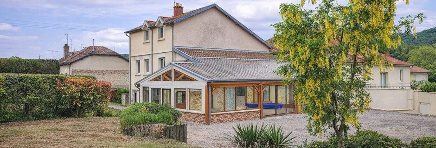 Maison 8 Pièces 200 m² à vendre à Viéville (52310)