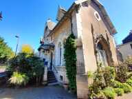 Maison en pierres alliant charme et authenticité — photo 2