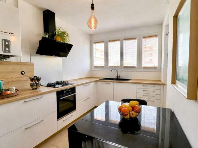 À VENDRE - Magnifique T2 rénové avec goût — photo du bien