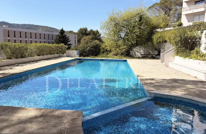 Charmant studio contemporain à Cannes La Bocca — photo 2
