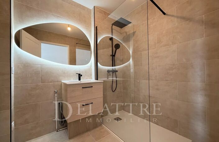 Charmant studio contemporain à Cannes La Bocca — photo 5